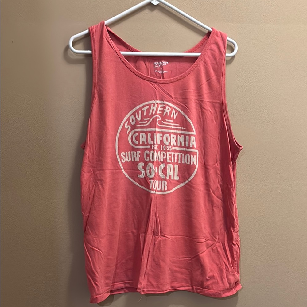 Arizona Jean Company Pink Tank Top with Graphic Design